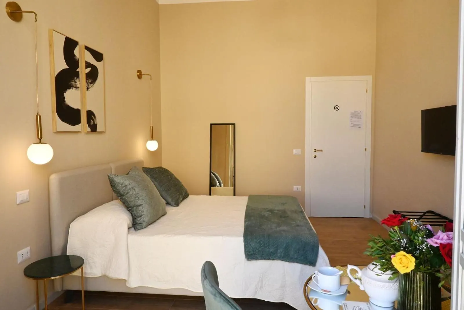 Ta-49 Bed E Breakfast Bed & Breakfast Naples