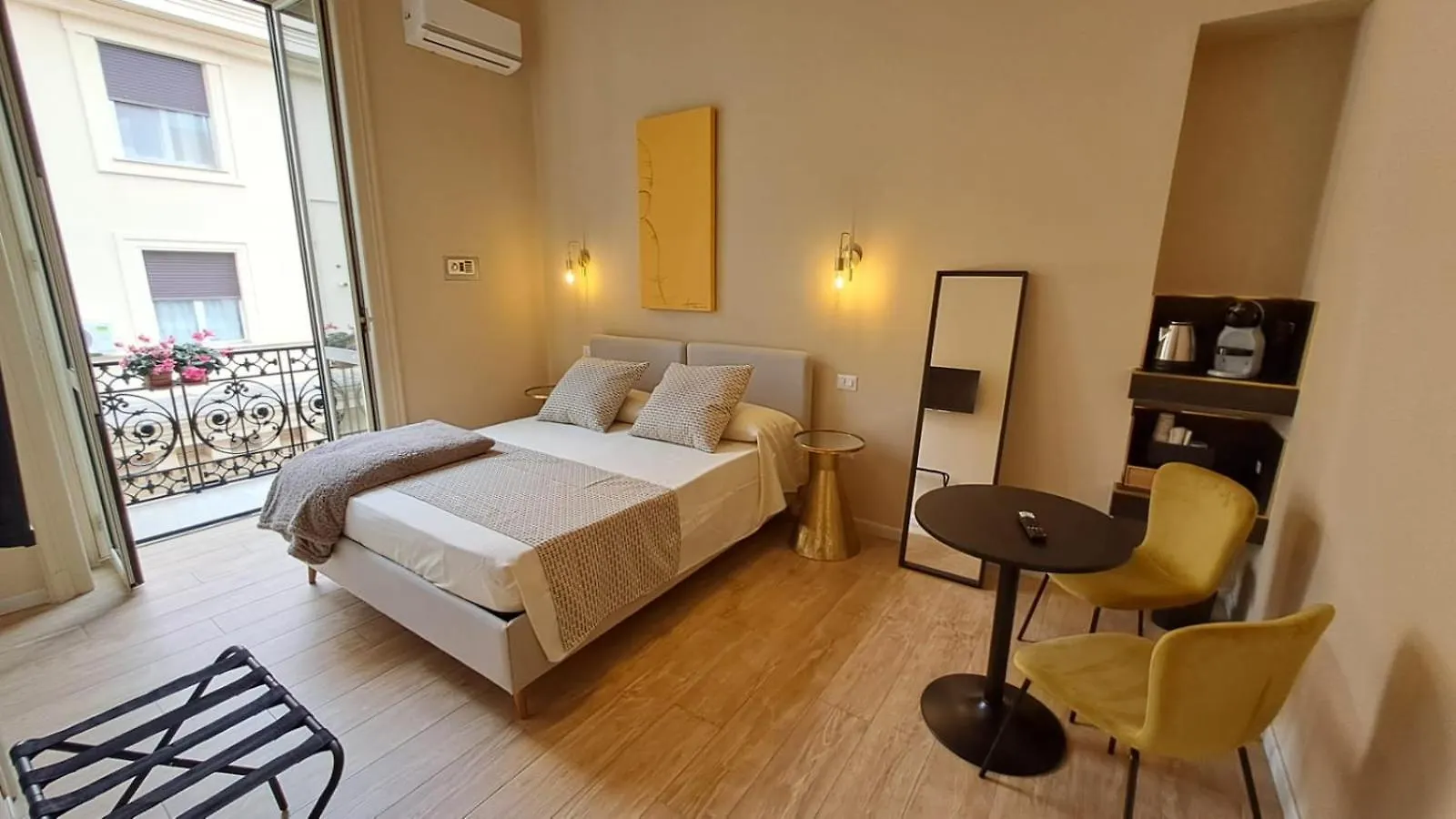Ta-49 Bed E Breakfast Bed & Breakfast Naples