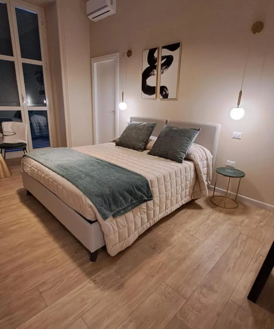 Ta-49 Bed E Breakfast Bed & Breakfast Naples Italy