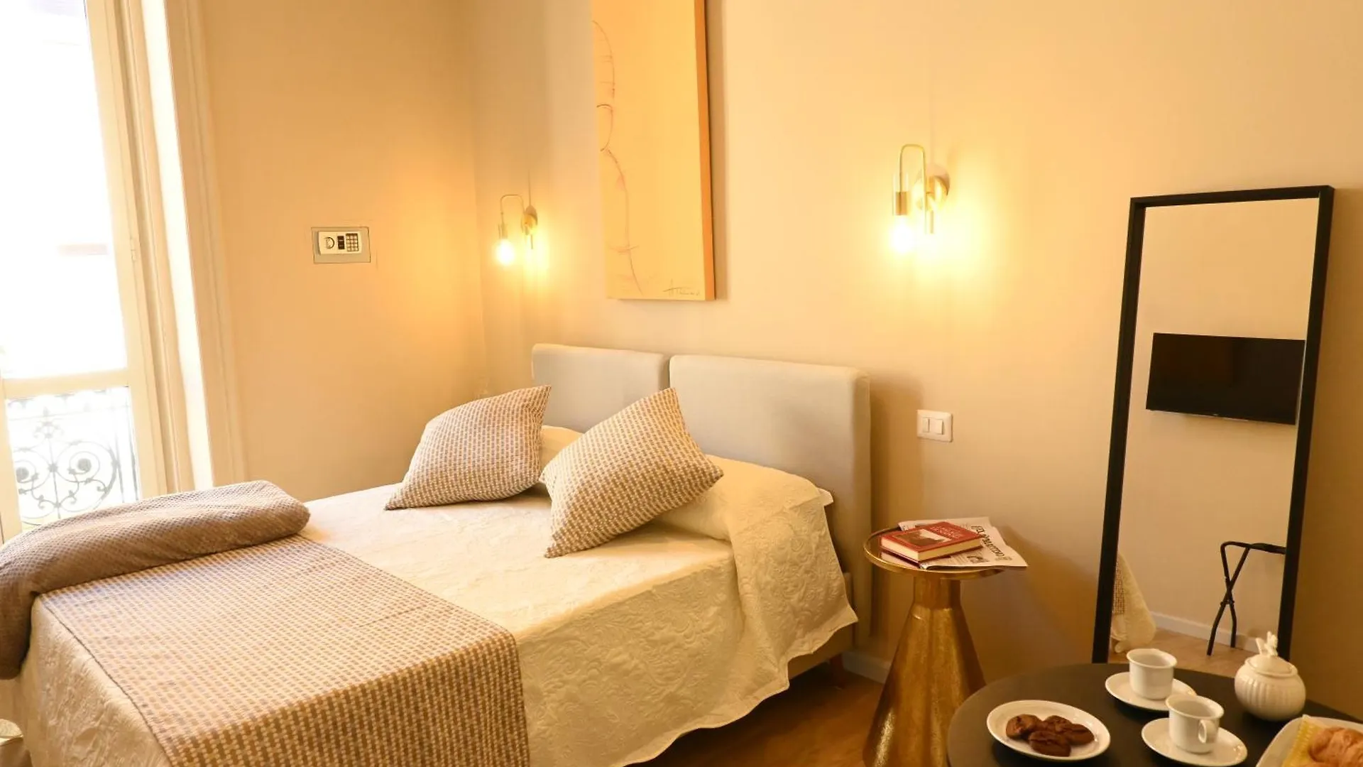 Bed & Breakfast Ta-49 Bed E Breakfast Bed and Breakfast Neapel Italien